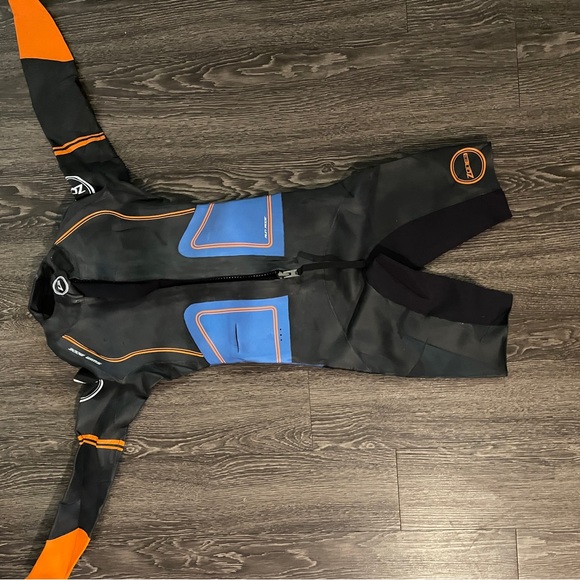 Zone 3 swim run evolution - Picture 1 of 3